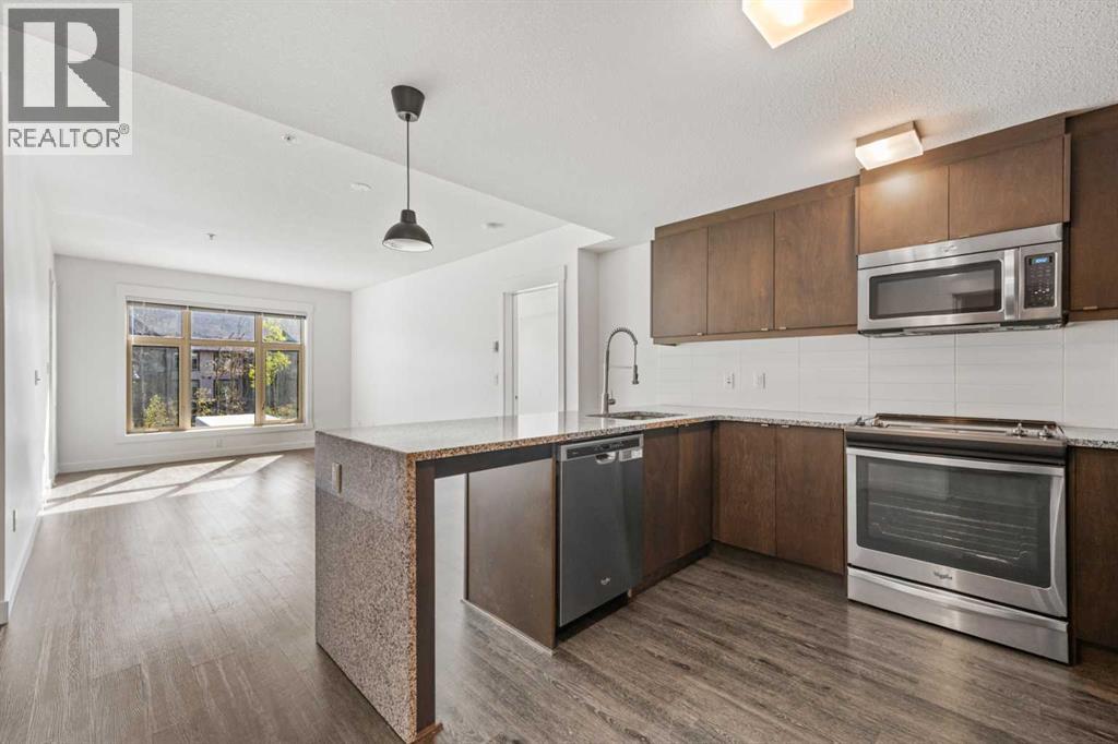 121, 15 Aspenmont Heights SW