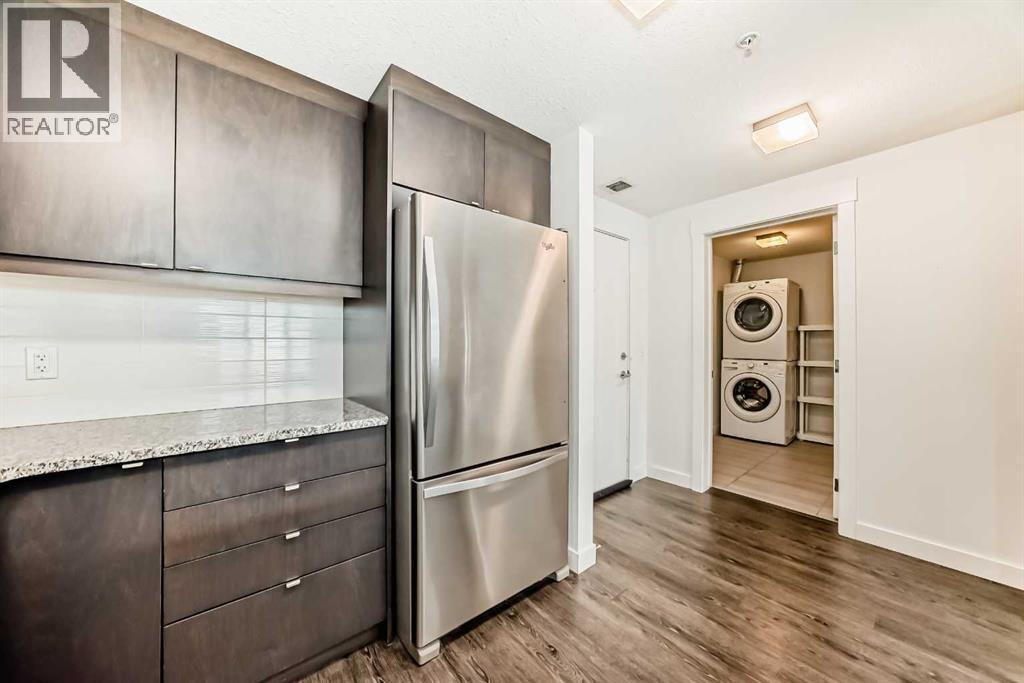 121, 15 Aspenmont Heights SW