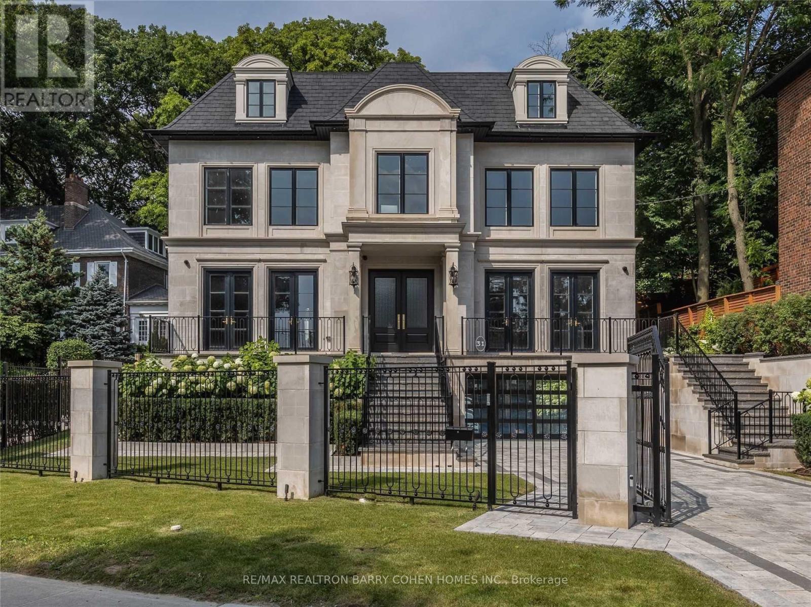 31 RUSSELL HILL ROAD
