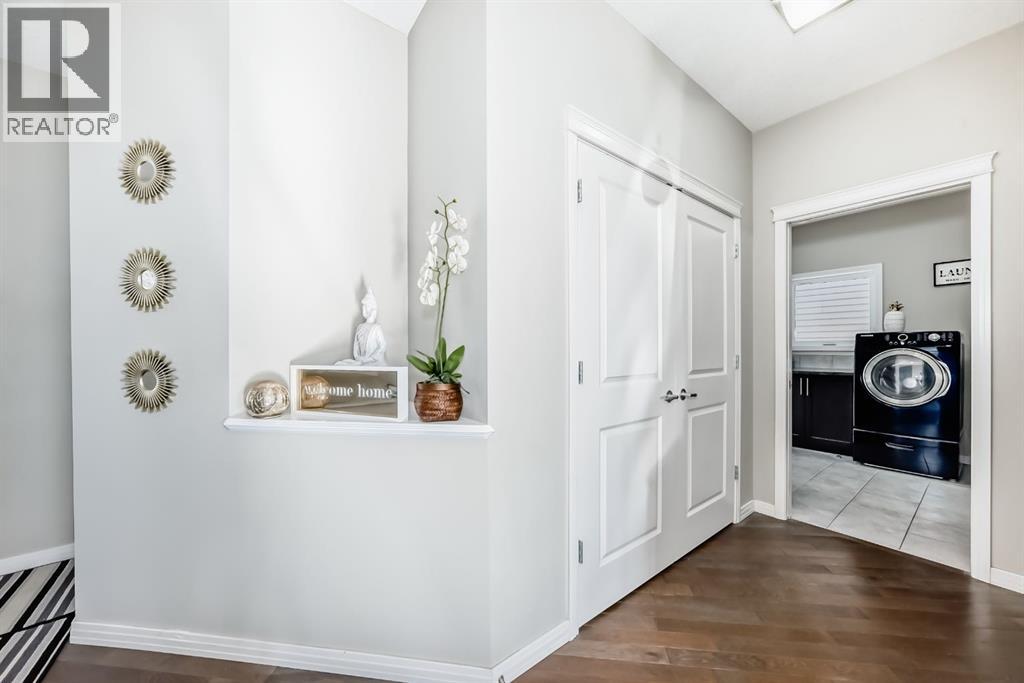 204 Sage Valley Close NW