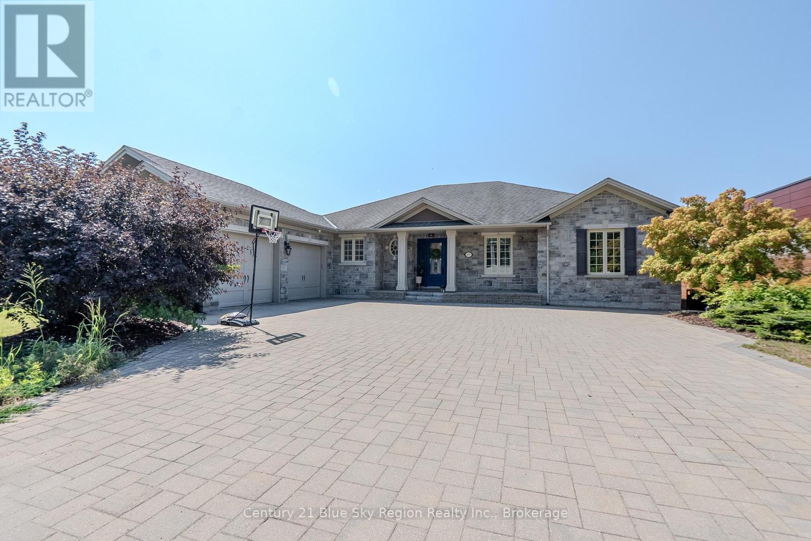 435 SURREY DRIVE
