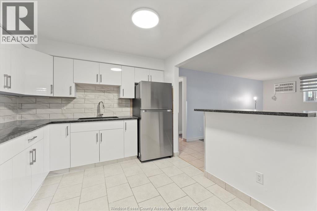 1160 HOWARD Unit# 102