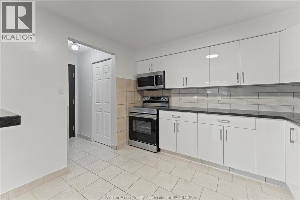 1160 HOWARD Unit# 102