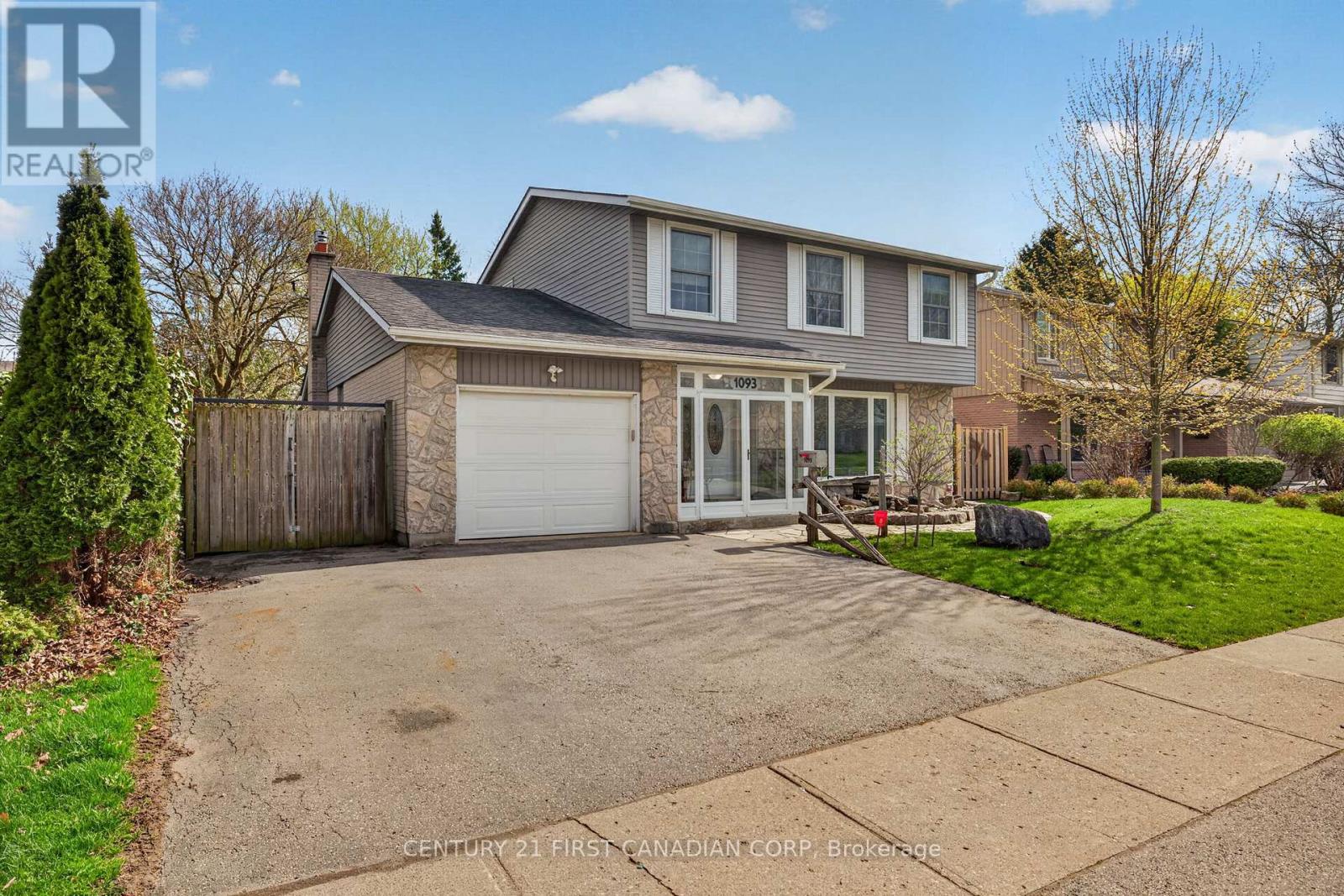 1093 VISCOUNT ROAD