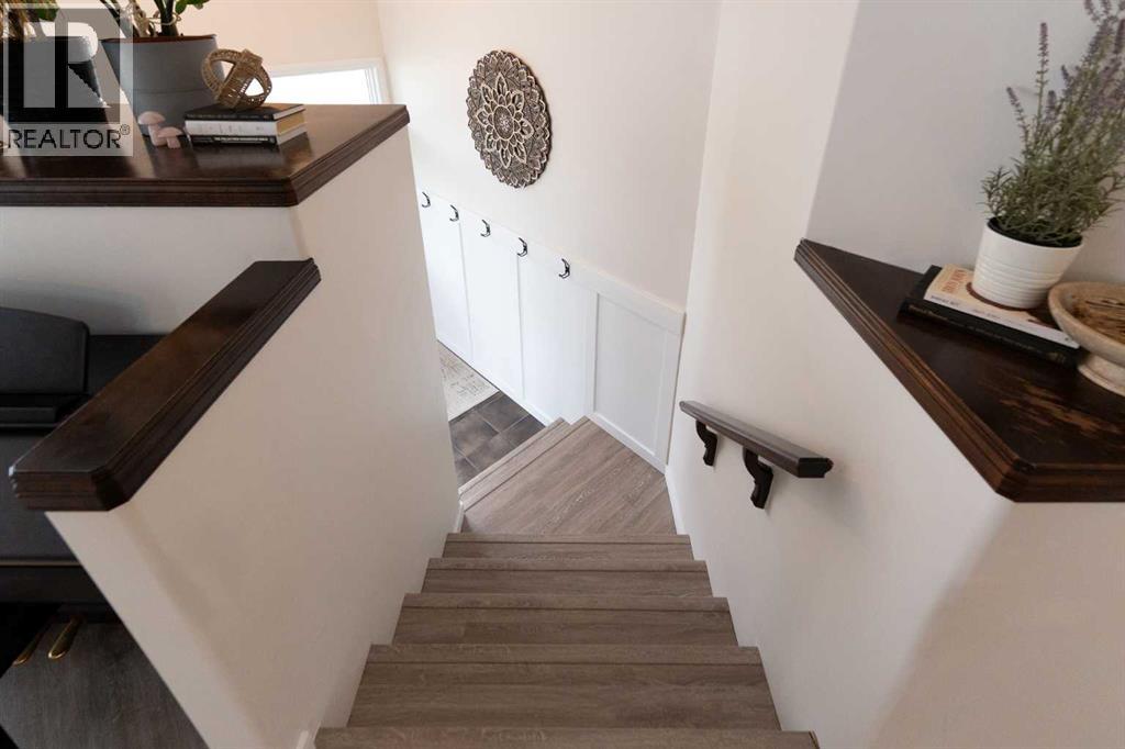 148 Coalbanks Boulevard W