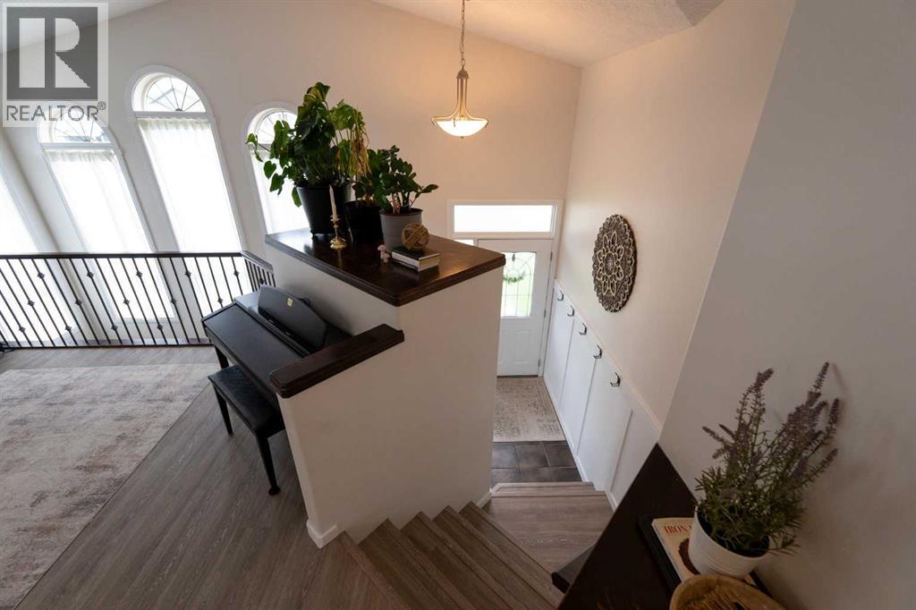 148 Coalbanks Boulevard W