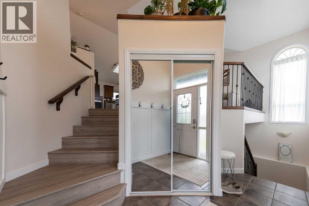 148 Coalbanks Boulevard W