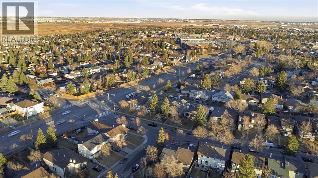 8426 Berkley Road NW