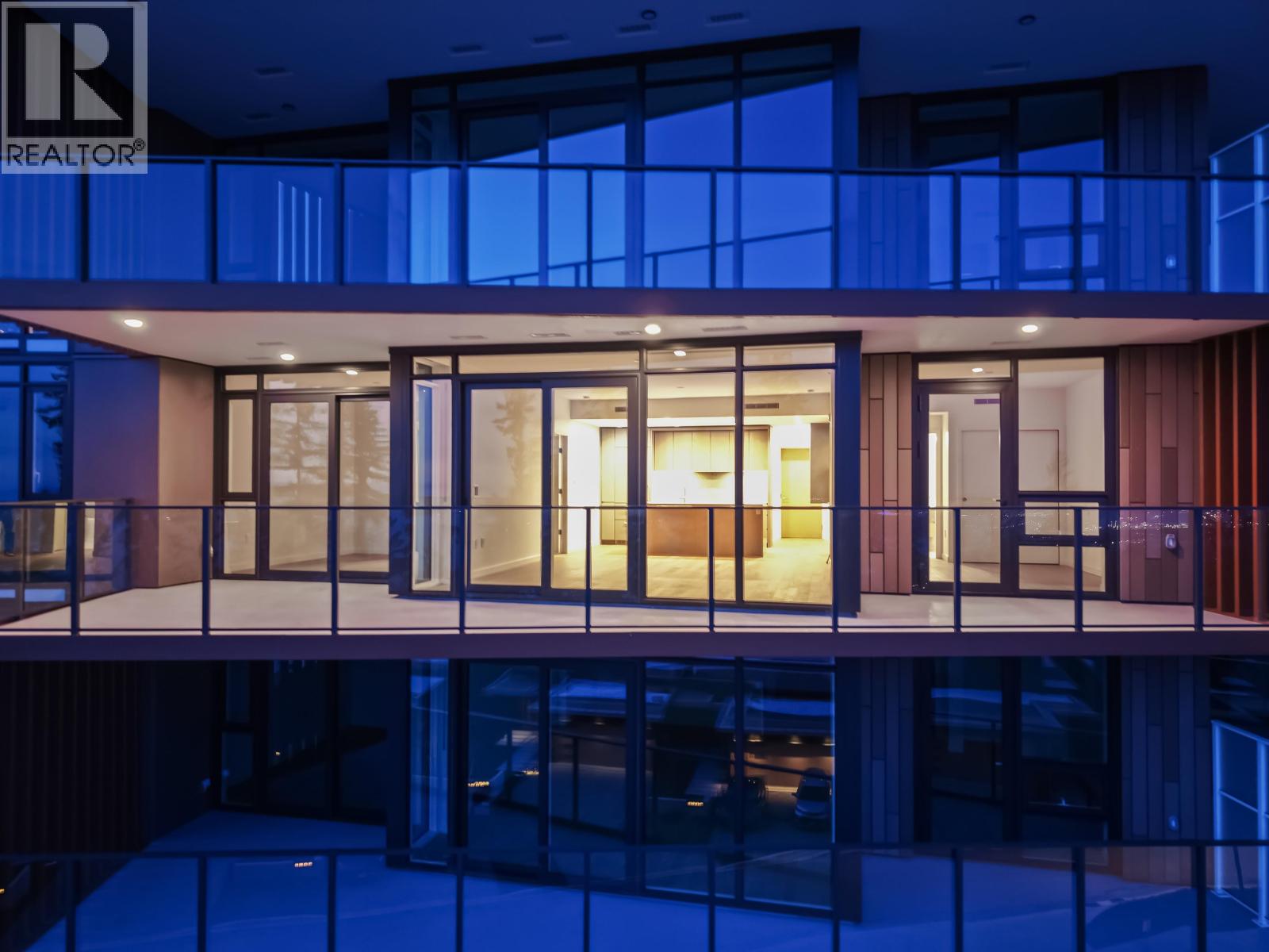 602 3963 UPLANDS WAY