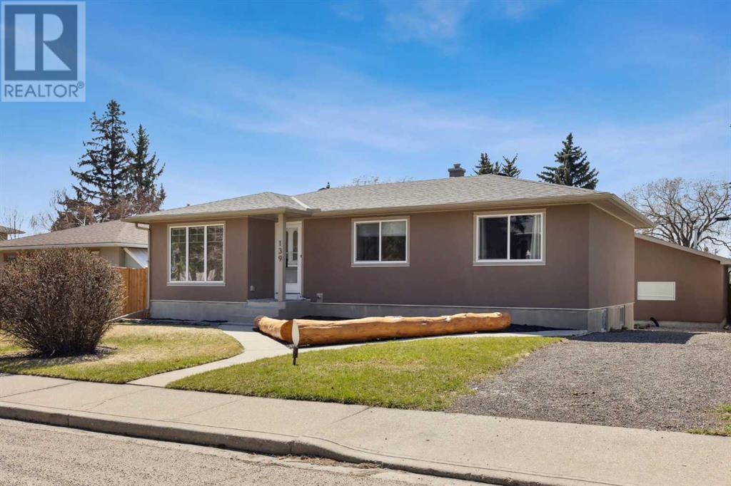 139 Cornwallis Drive NW