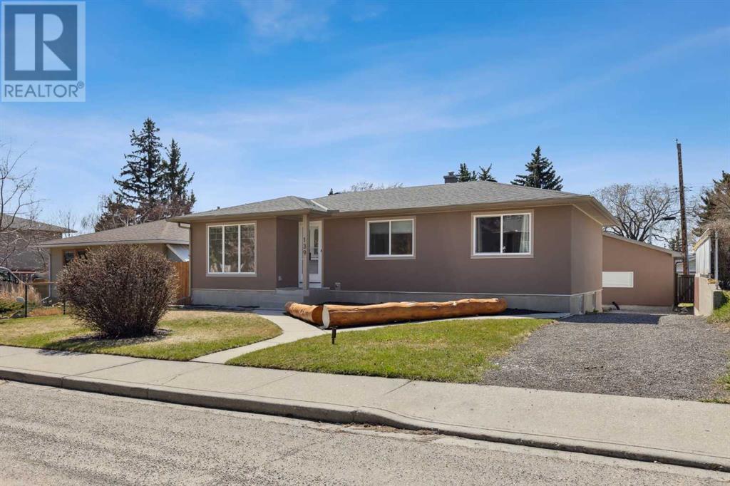 139 Cornwallis Drive NW