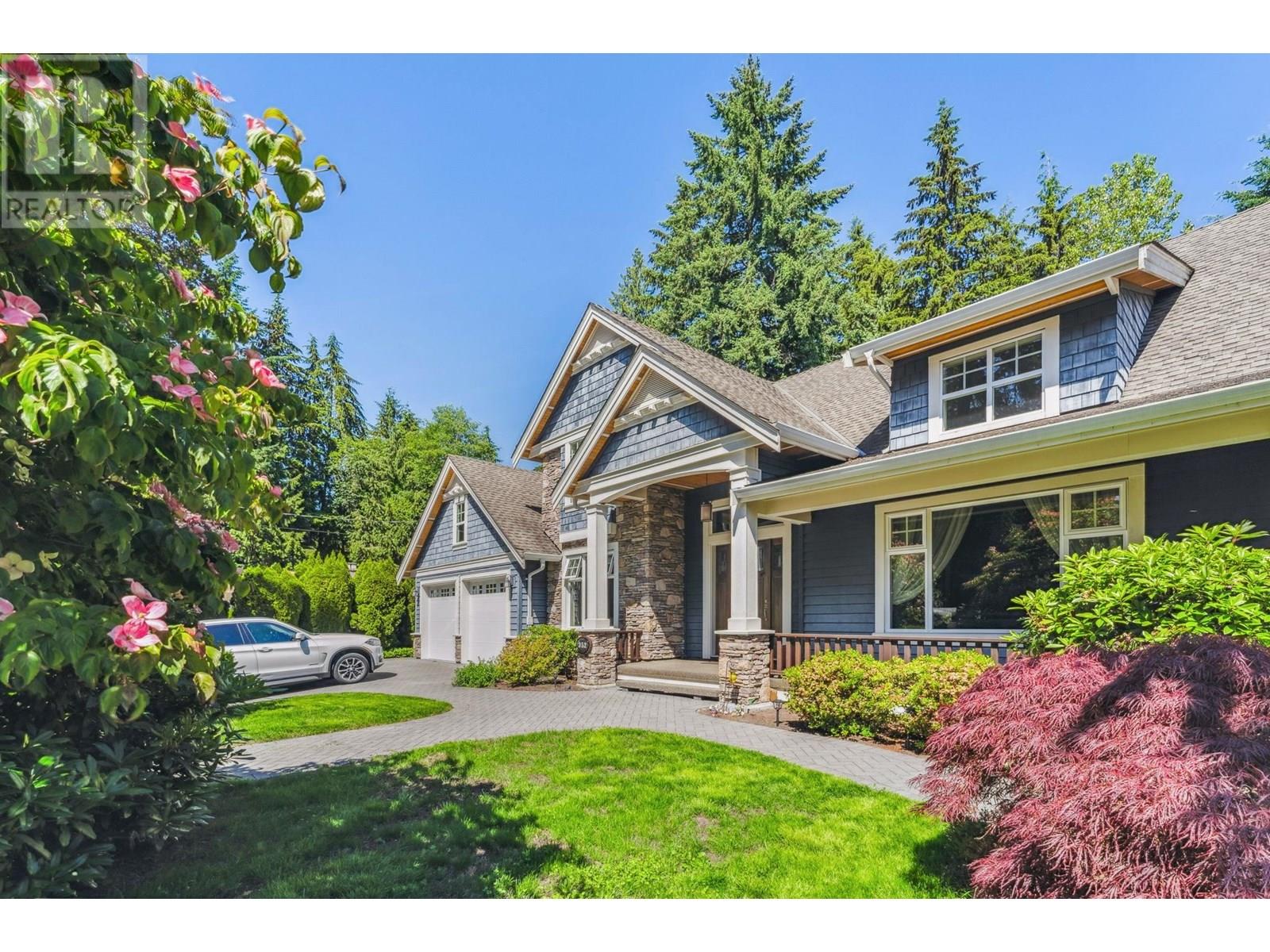 352 ST. JAMES CRESCENT