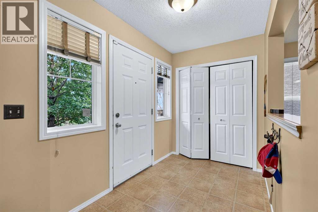14 Evergreen Common SW
