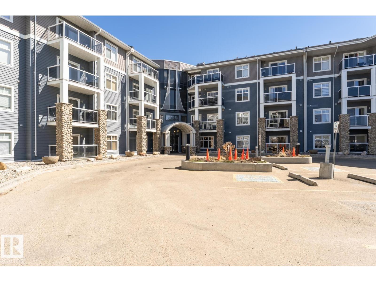 #113 16035 132 ST NW