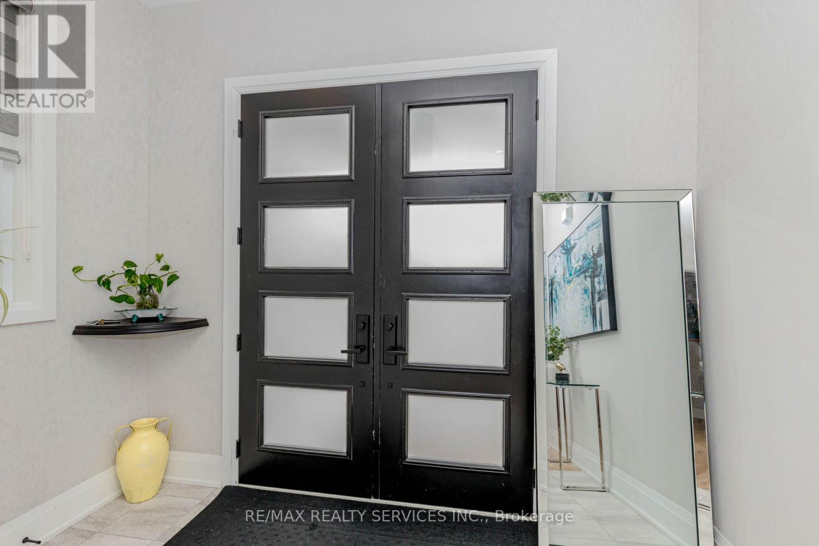 130 PONDCLIFFE DRIVE