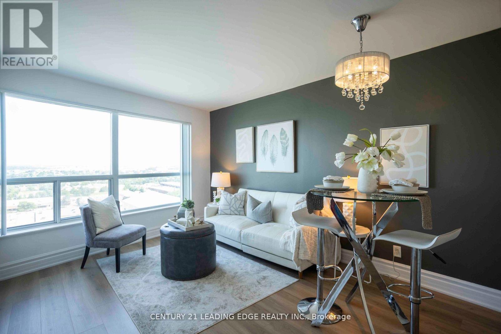 2112 - 38 LEE CENTRE DRIVE