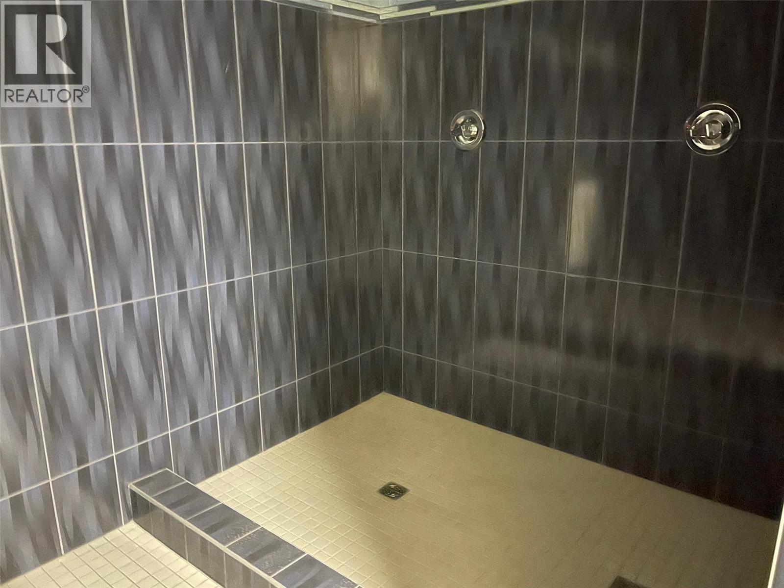 1837 Shuswap Avenue Unit# Lot 1