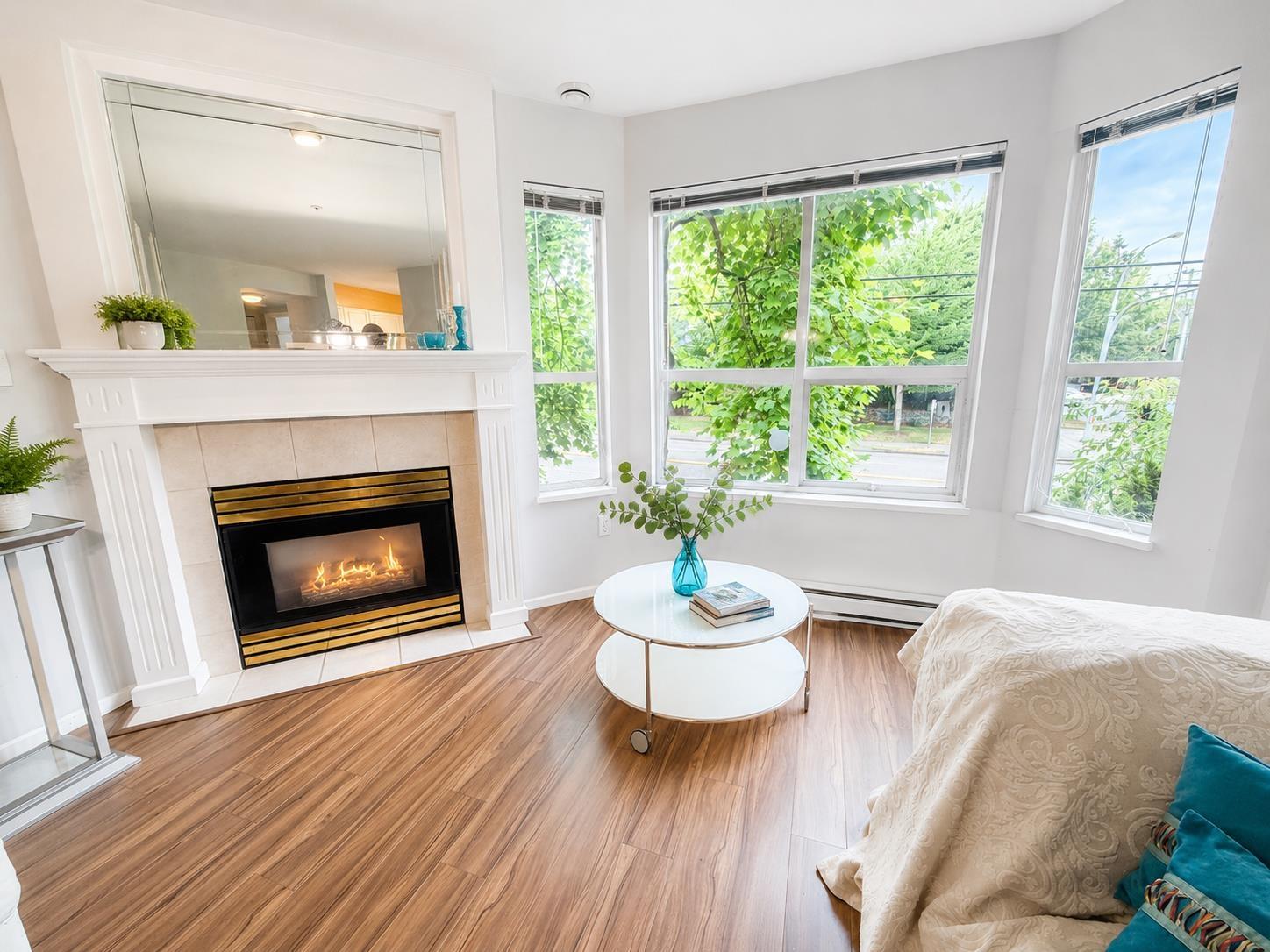 312 1575 BEST STREET