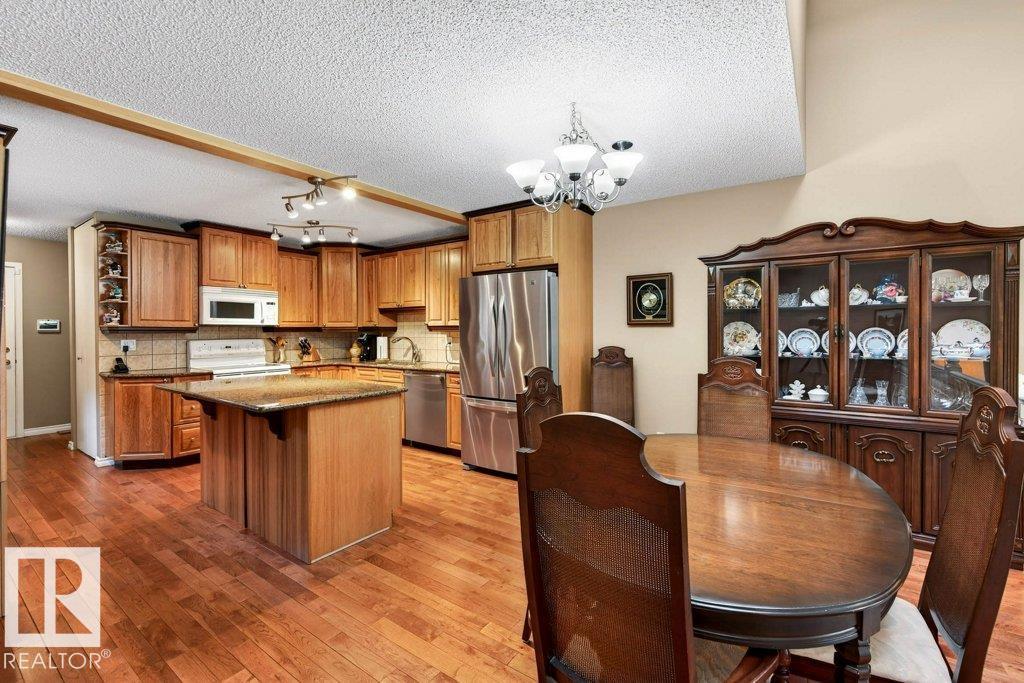 #12 500 LESSARD DR NW