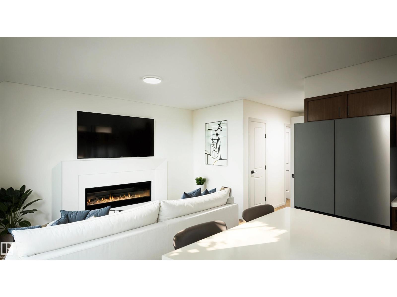 #47 4004 Savaryn DR SW