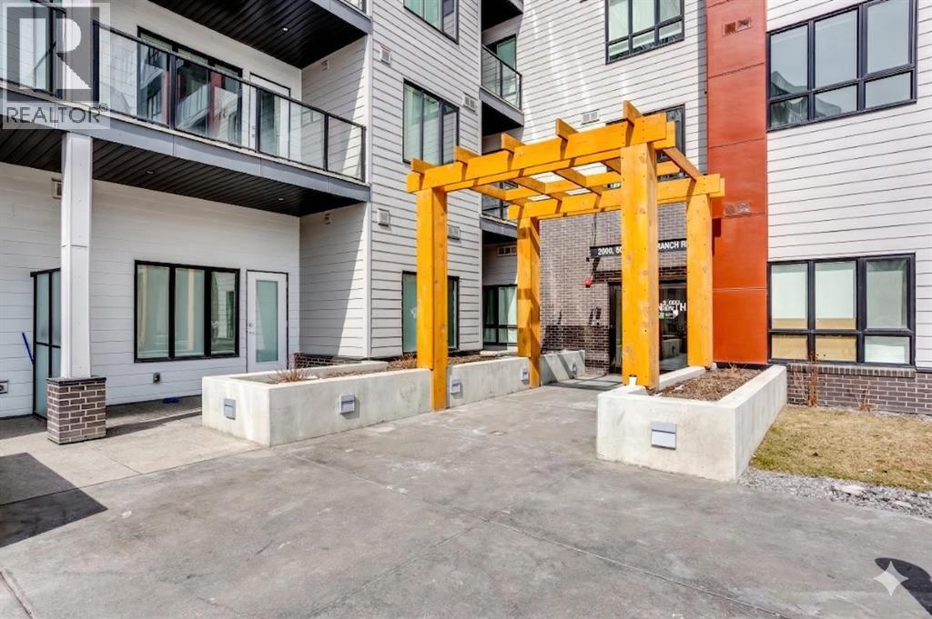 2620, 60 Skyview Ranch Road NE