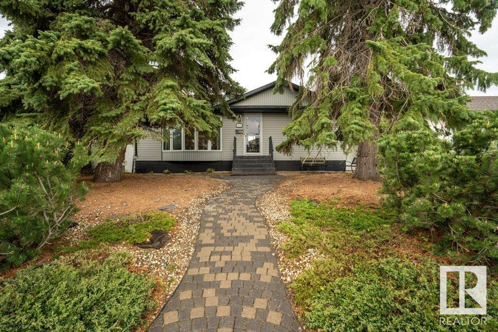4111 105 AV NW