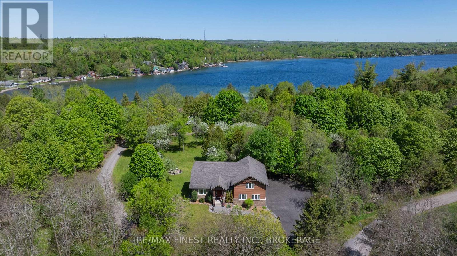 3031 LAKEHEAD ROAD
