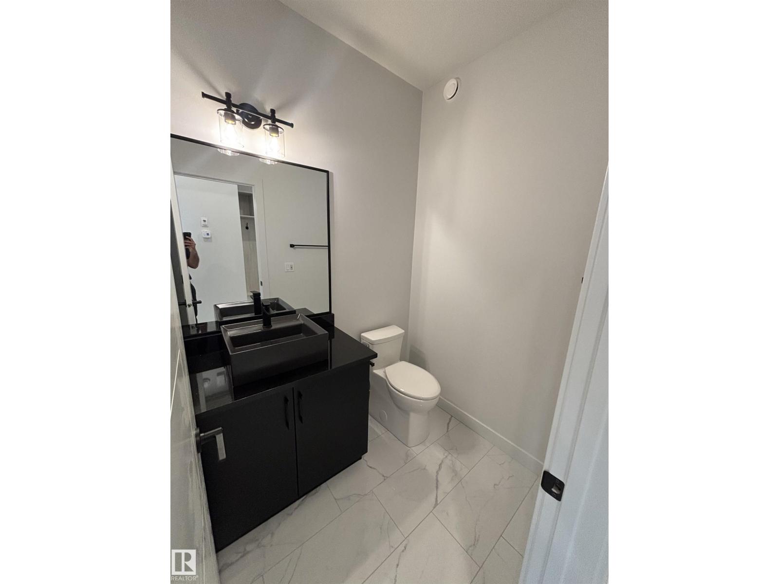 1061 GOLDFINCH WY NW