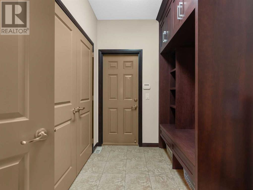 248 ASPENMERE Close