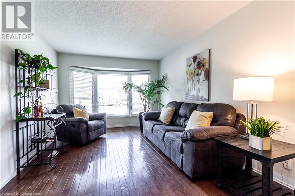 112 WEXFORD Crescent