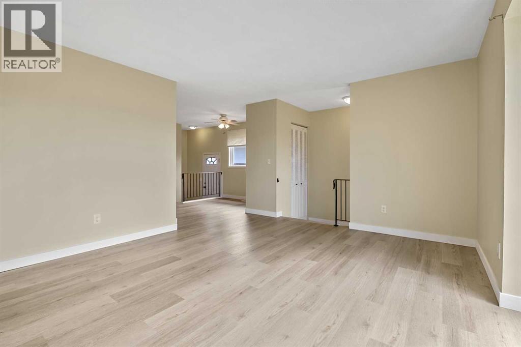 27 Aberdare Crescent NE