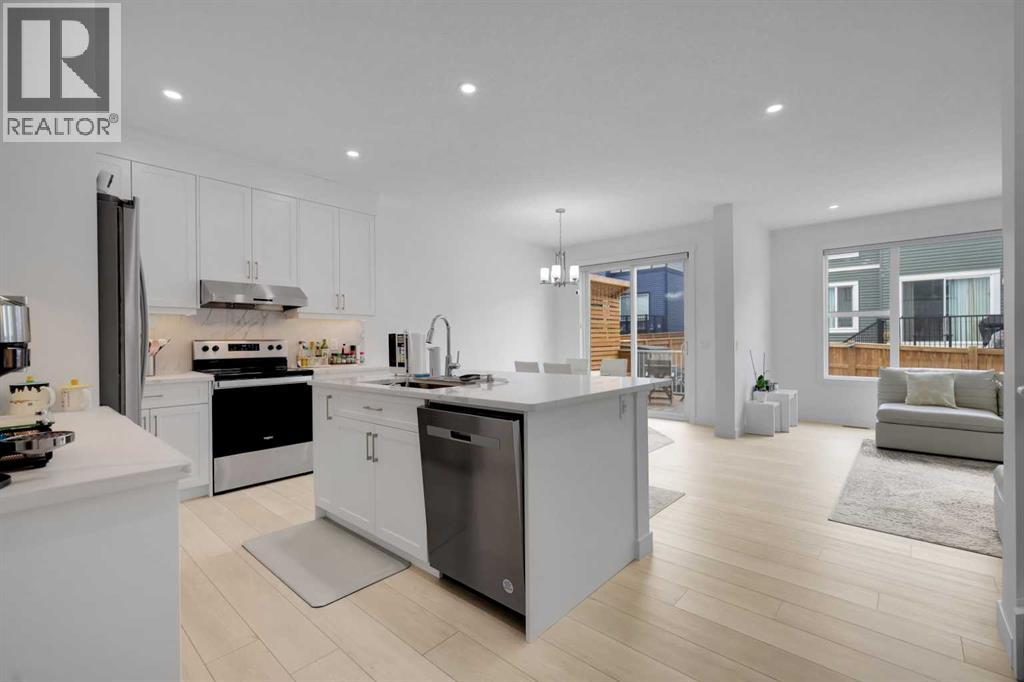 89 Amblehurst Gardens NW