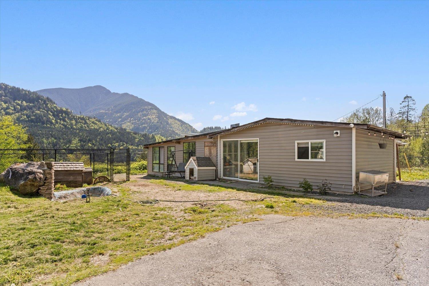 4495 HIRSCHMAN ROAD|Chilliwack River Valley