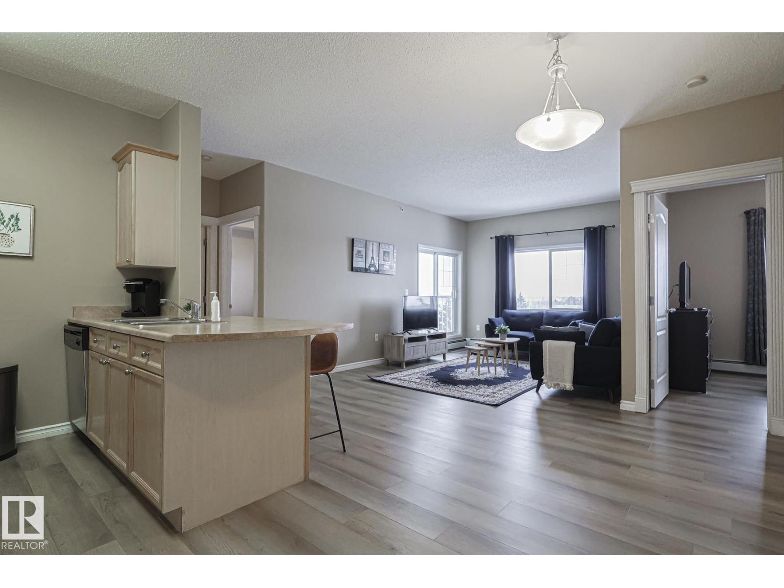 #431 16807 100 AV NW NW