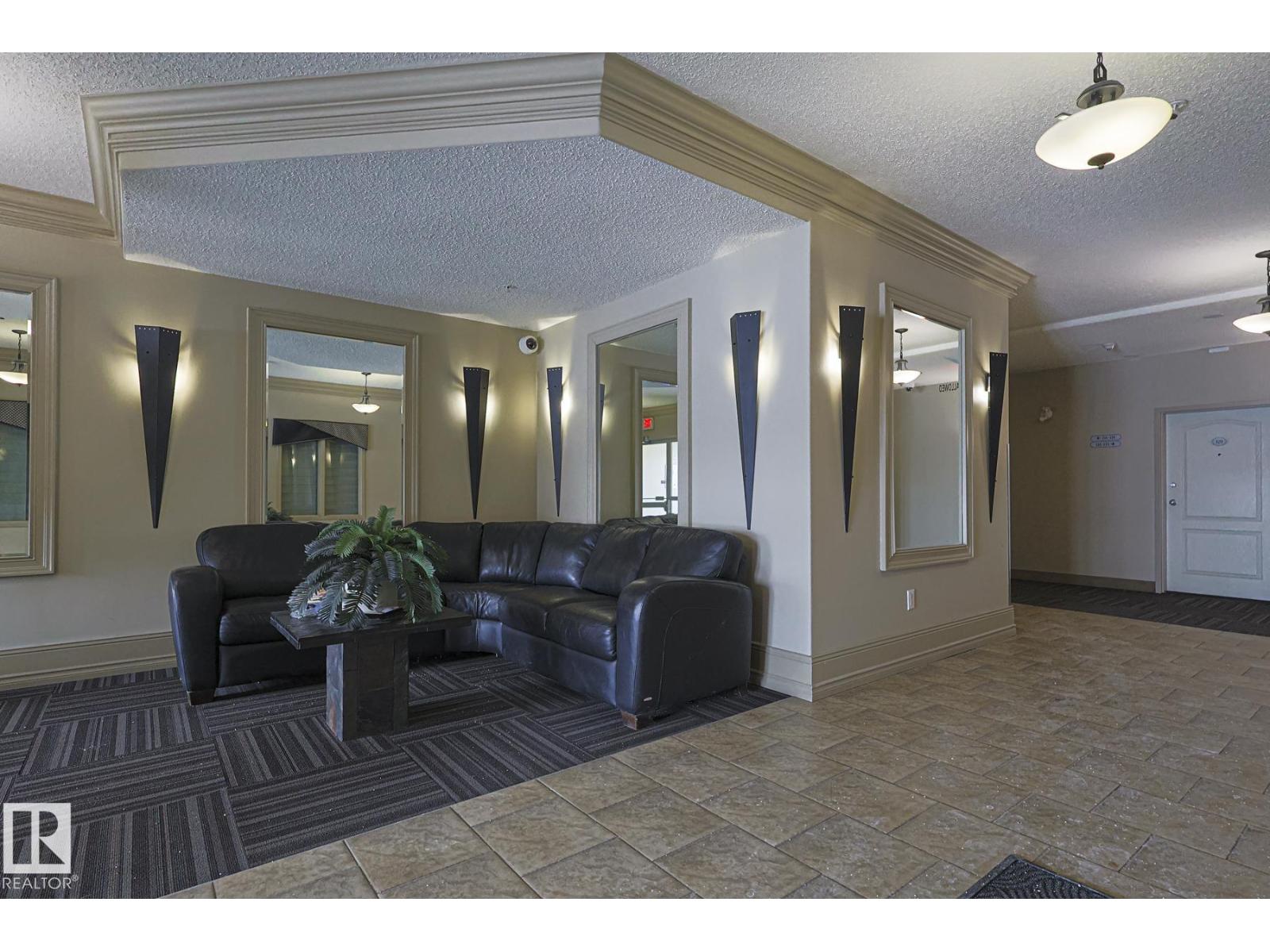 #431 16807 100 AV NW NW