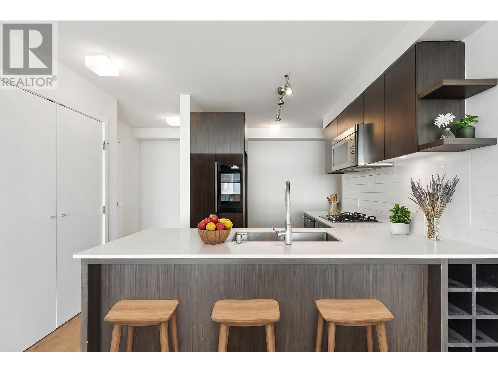 1205 7988 ACKROYD ROAD