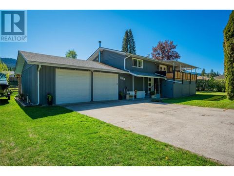 1764 Barrett Drive Fruitvale BC V0G1L0