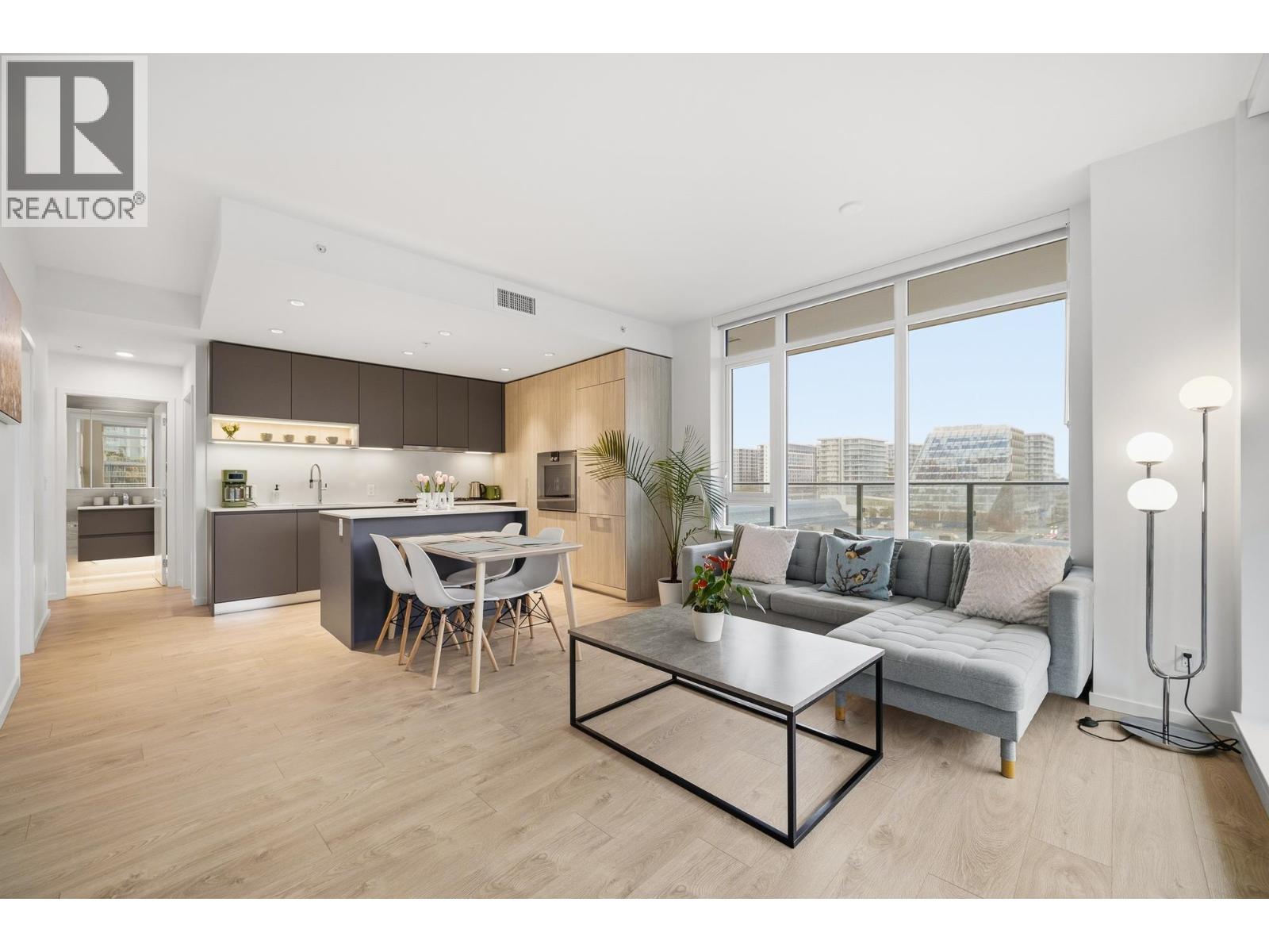 619 6300 MINORU BOULEVARD