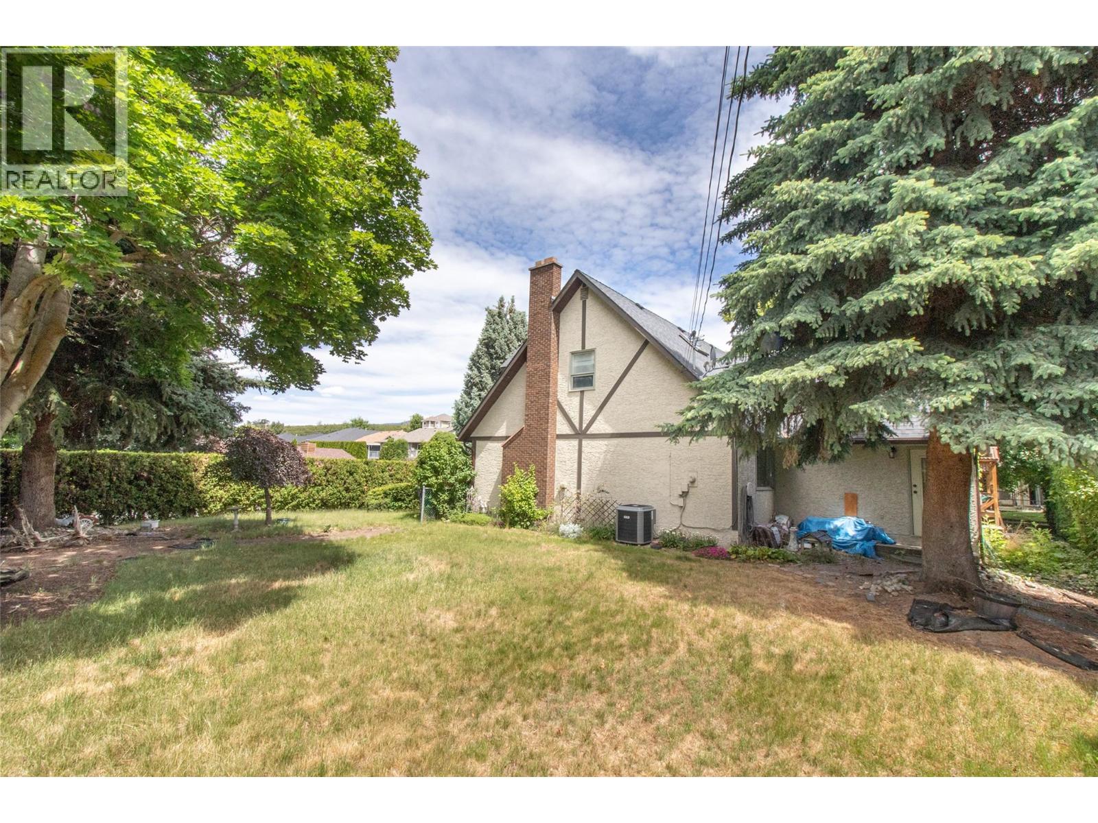 685 Stetson Court