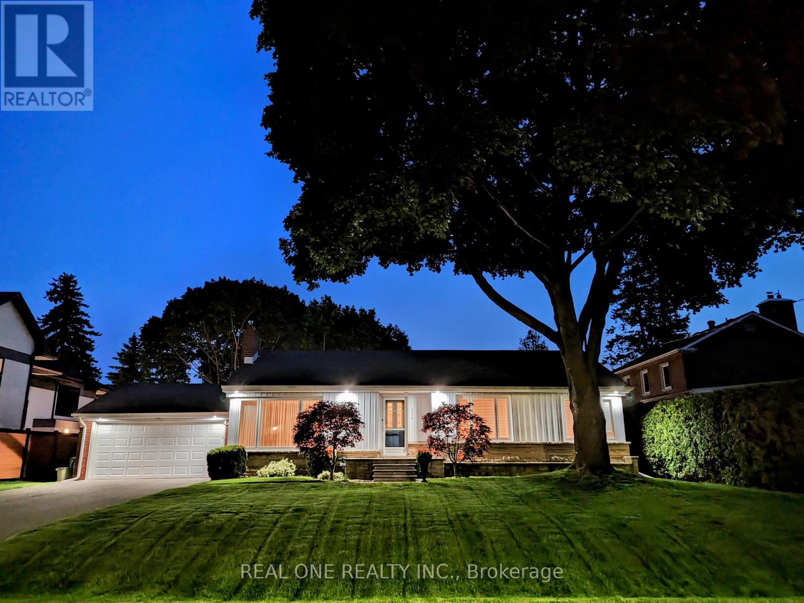 1570 PARK ROYALE BOULEVARD