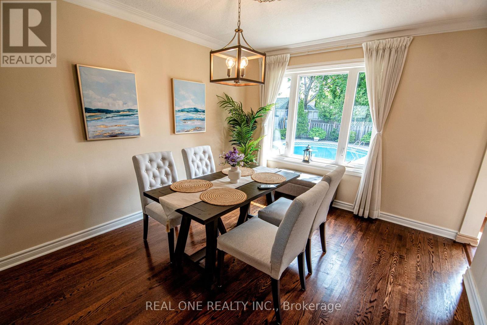 1570 PARK ROYALE BOULEVARD