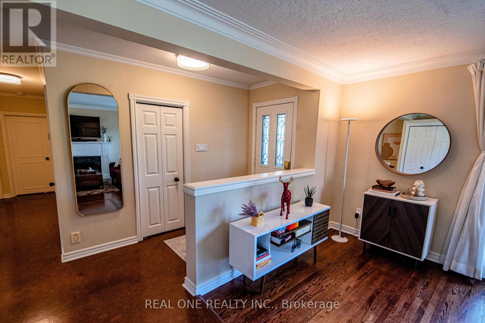 1570 PARK ROYALE BOULEVARD