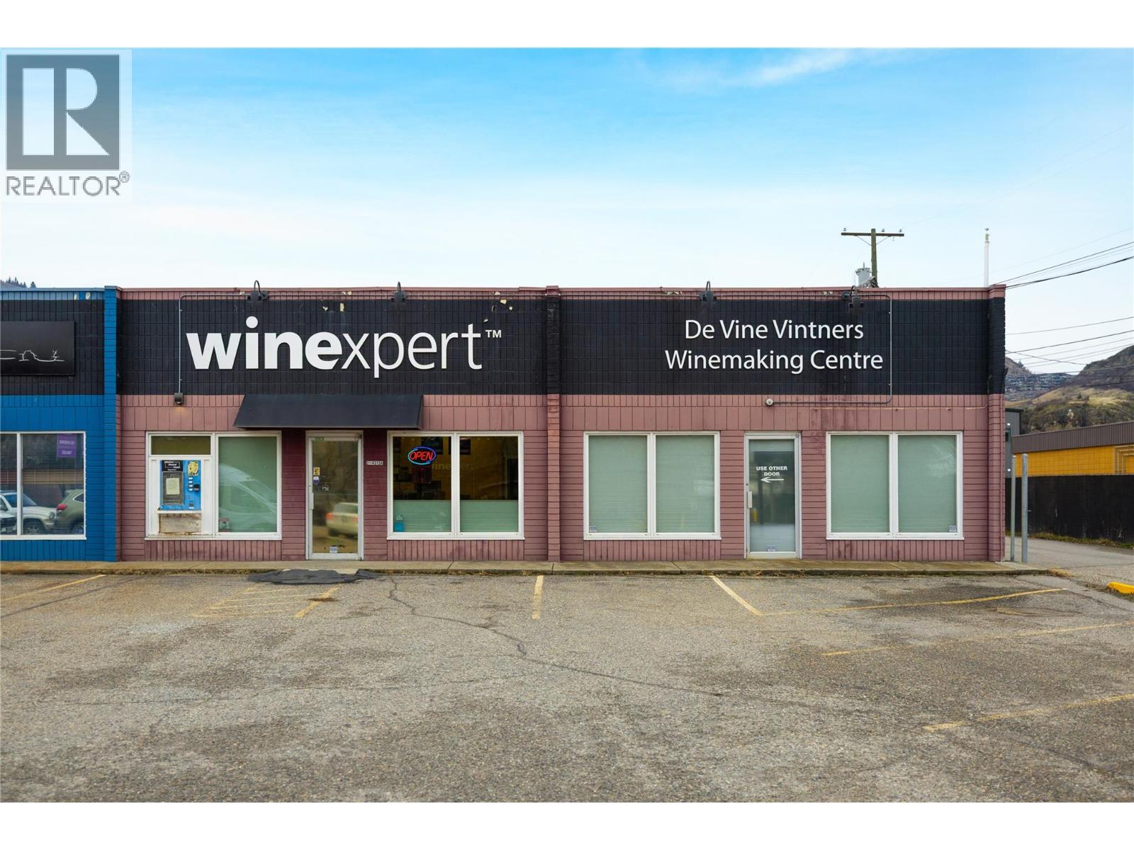 4313 25 Avenue Unit# 2A & 3A