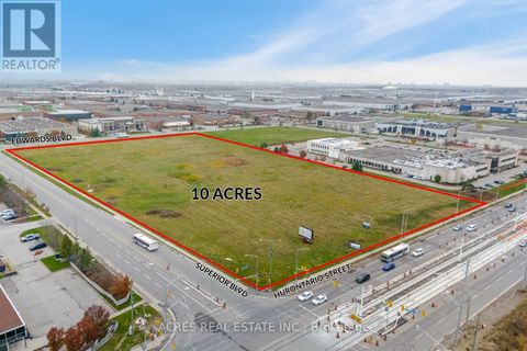 70 SUPERIOR BOULEVARD Mississauga (Gateway) ON L5T2X9