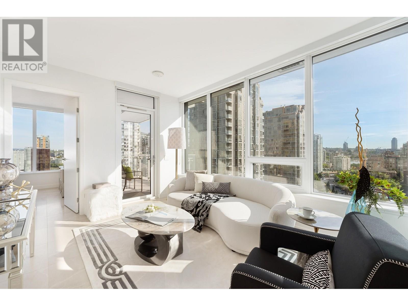 1604 885 CAMBIE STREET