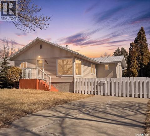 619 4th AVENUE NW Swift Current SK S9H0V7