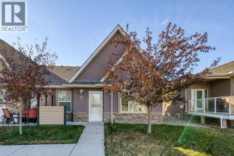 13, 24 River Heights View Cochrane AB T4C0M9