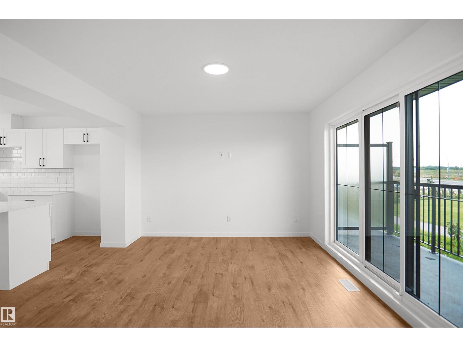 #67 17319 5 ST NE