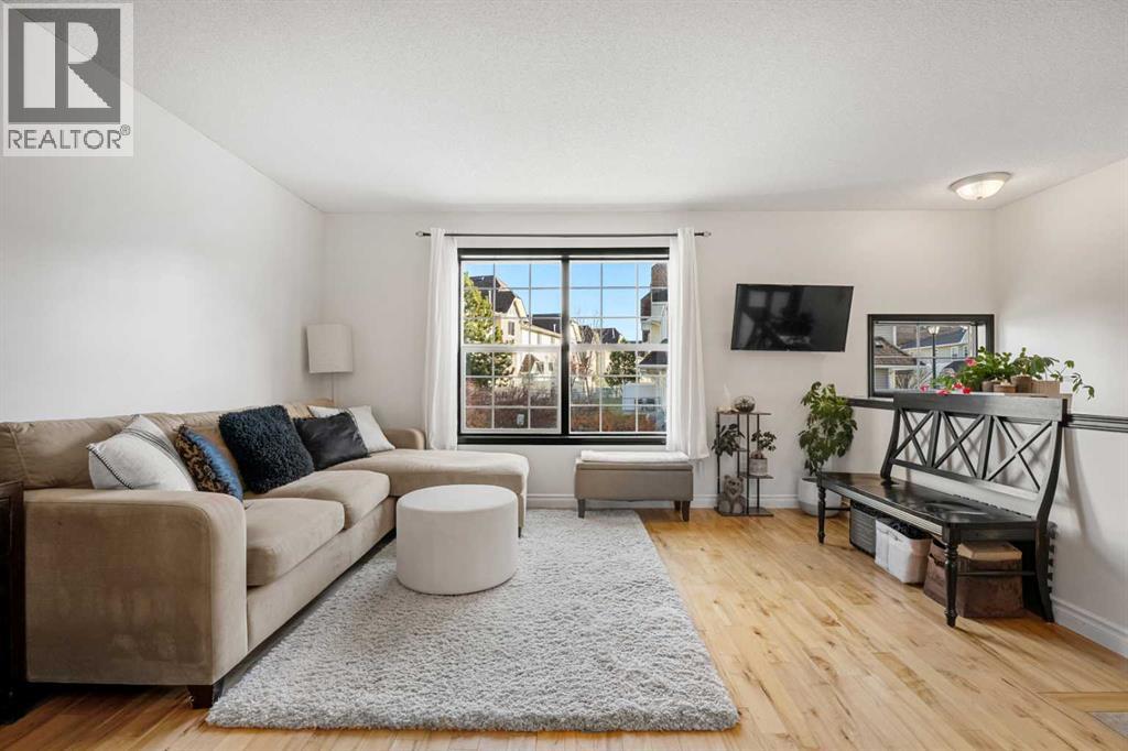 135 Tuscany Springs Gardens NW