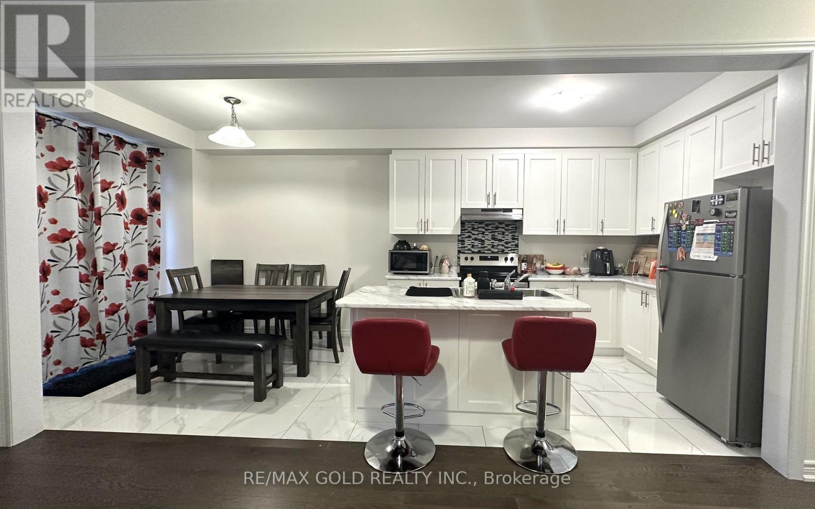 52 - 166 DEERPATH DRIVE